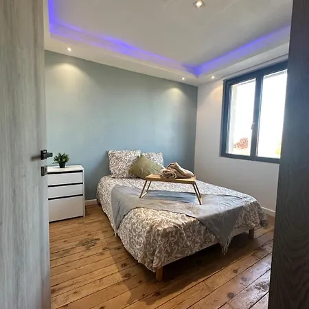 Agreable Maison Avec Jacuzzi * Maisdon-sur-Sevre